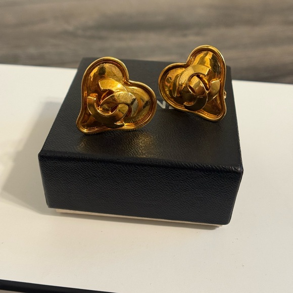 Chanel‎ Vintage Gold CC Heart Clip On Statement Earrings